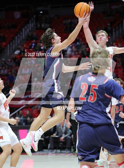 Thumbnail 2 in Woods Cross vs. Murray (UHSAA 5A Semifinal) photogallery.