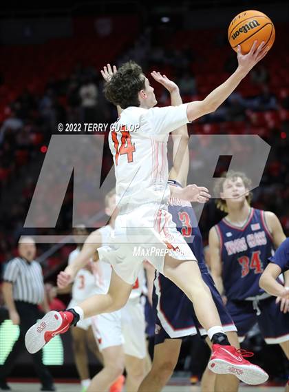 Thumbnail 3 in Woods Cross vs. Murray (UHSAA 5A Semifinal) photogallery.