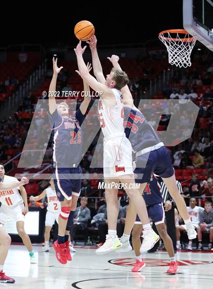 Thumbnail 1 in Woods Cross vs. Murray (UHSAA 5A Semifinal) photogallery.
