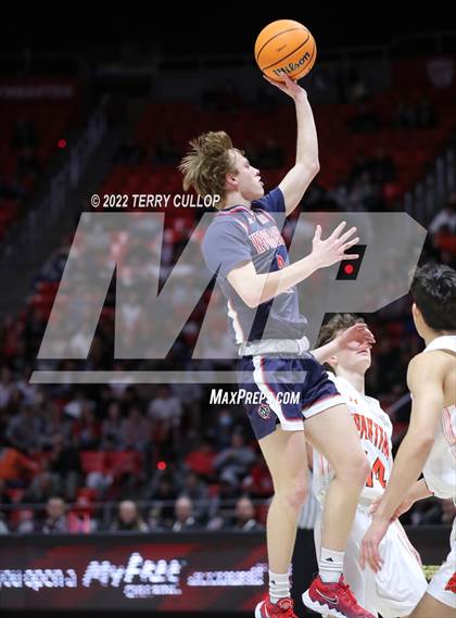 Thumbnail 1 in Woods Cross vs. Murray (UHSAA 5A Semifinal) photogallery.