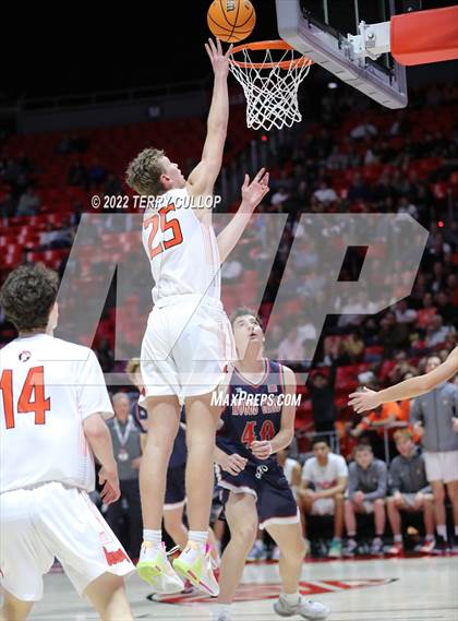 Thumbnail 2 in Woods Cross vs. Murray (UHSAA 5A Semifinal) photogallery.