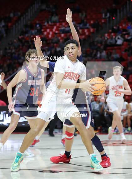 Thumbnail 1 in Woods Cross vs. Murray (UHSAA 5A Semifinal) photogallery.