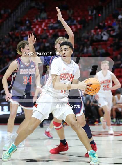 Thumbnail 2 in Woods Cross vs. Murray (UHSAA 5A Semifinal) photogallery.
