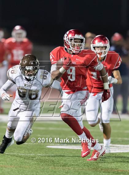 Thumbnail 2 in West @ Redondo Union photogallery.