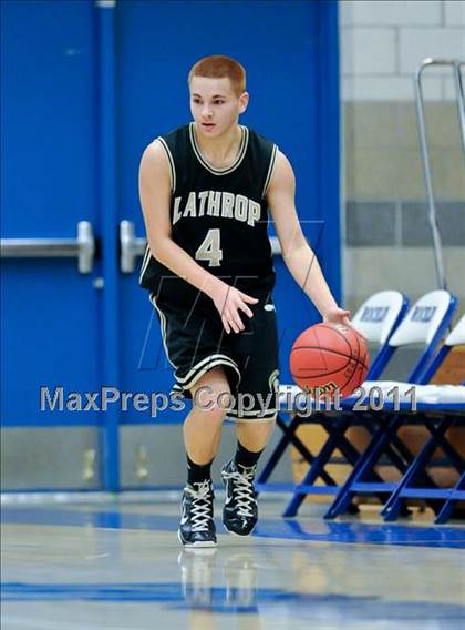 Thumbnail 2 in Ceres vs Lathrop (Rocklin Holiday Tournament) photogallery.