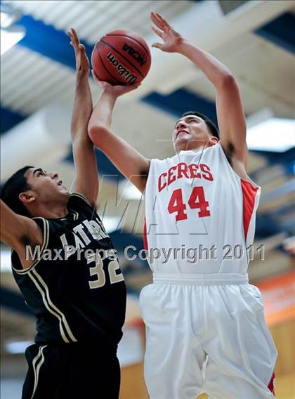 Thumbnail 1 in Ceres vs Lathrop (Rocklin Holiday Tournament) photogallery.