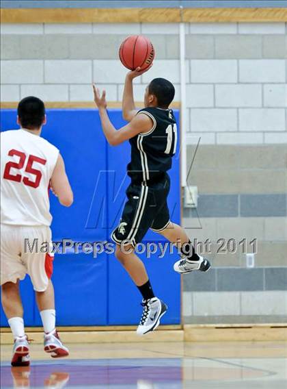 Thumbnail 3 in Ceres vs Lathrop (Rocklin Holiday Tournament) photogallery.