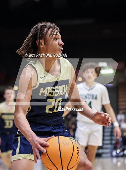 Thumbnail 1 in CIFCS (D-2 Section Championship) Dinuba vs. Mission College Prep photogallery.