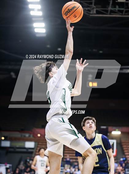 Thumbnail 1 in CIFCS (D-2 Section Championship) Dinuba vs. Mission College Prep photogallery.