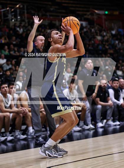 Thumbnail 2 in CIFCS (D-2 Section Championship) Dinuba vs. Mission College Prep photogallery.