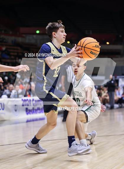 Thumbnail 3 in CIFCS (D-2 Section Championship) Dinuba vs. Mission College Prep photogallery.