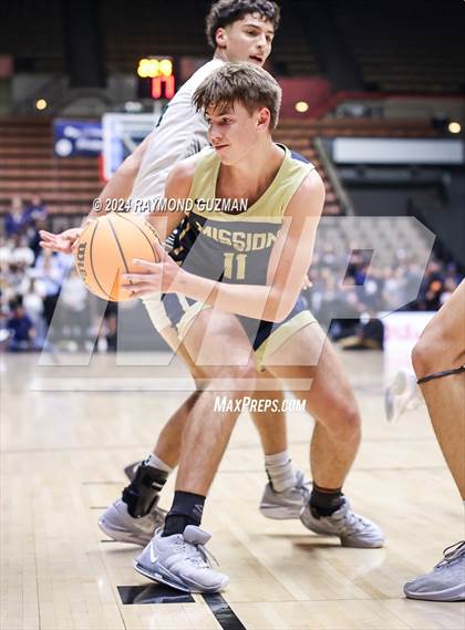 Thumbnail 1 in CIFCS (D-2 Section Championship) Dinuba vs. Mission College Prep photogallery.