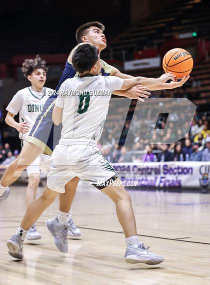 Thumbnail 3 in CIFCS (D-2 Section Championship) Dinuba vs. Mission College Prep photogallery.