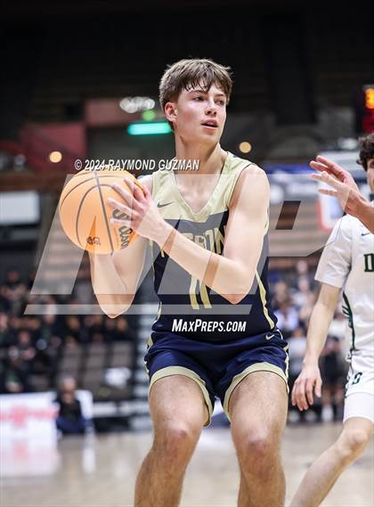 Thumbnail 2 in CIFCS (D-2 Section Championship) Dinuba vs. Mission College Prep photogallery.