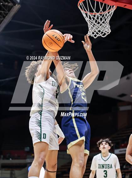 Thumbnail 3 in CIFCS (D-2 Section Championship) Dinuba vs. Mission College Prep photogallery.