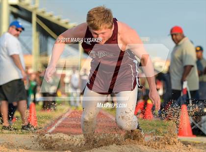 Thumbnail 1 in UIL 17-6A Boys District Championship photogallery.