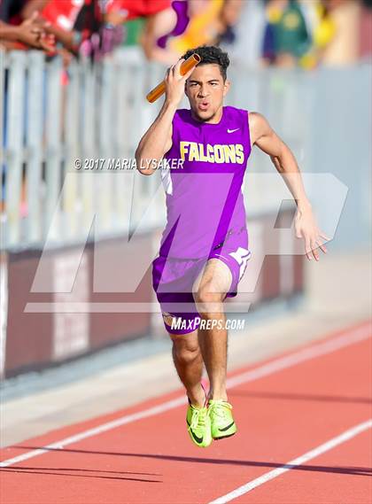 Thumbnail 3 in UIL 17-6A Boys District Championship photogallery.