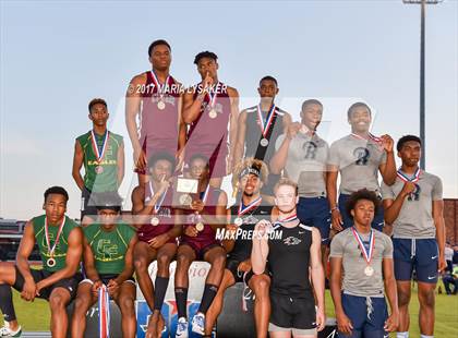 Thumbnail 3 in UIL 17-6A Boys District Championship photogallery.