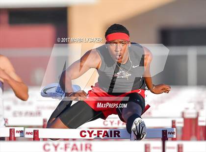 Thumbnail 2 in UIL 17-6A Boys District Championship photogallery.