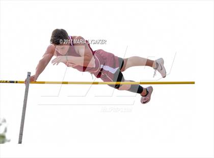 Thumbnail 2 in UIL 17-6A Boys District Championship photogallery.