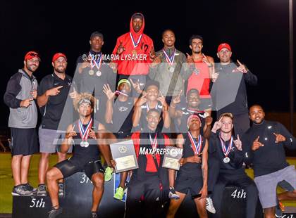 Thumbnail 2 in UIL 17-6A Boys District Championship photogallery.