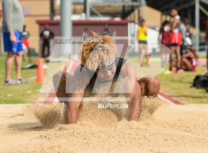 Thumbnail 1 in UIL 17-6A Boys District Championship photogallery.