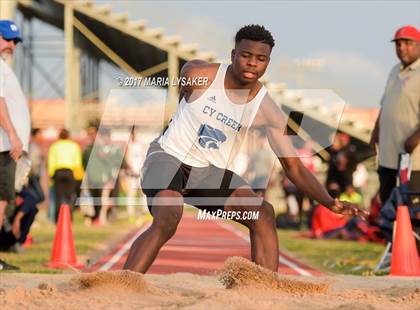Thumbnail 3 in UIL 17-6A Boys District Championship photogallery.