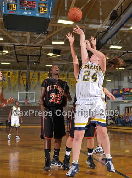 Thumbnail 3 in Mt. Vernon vs. Marion (Best of the Midwest Shootout) photogallery.