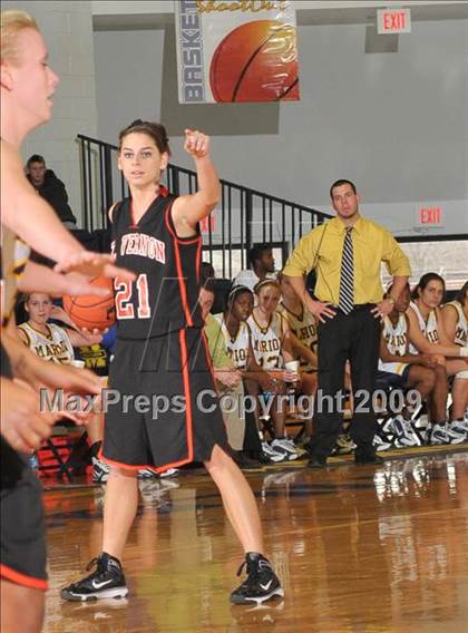 Thumbnail 3 in Mt. Vernon vs. Marion (Best of the Midwest Shootout) photogallery.