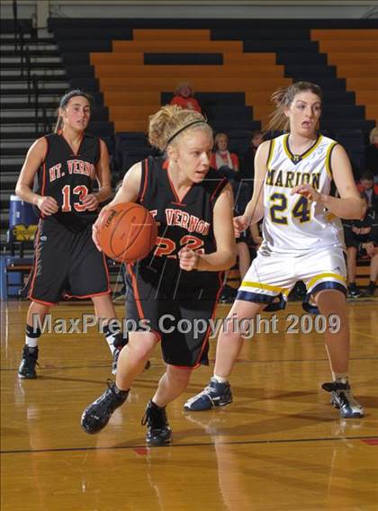 Thumbnail 3 in Mt. Vernon vs. Marion (Best of the Midwest Shootout) photogallery.