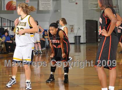 Thumbnail 1 in Mt. Vernon vs. Marion (Best of the Midwest Shootout) photogallery.