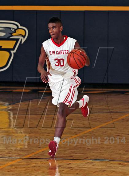 Thumbnail 1 in Grainger vs Carver (Seymour Christmas Classic) photogallery.