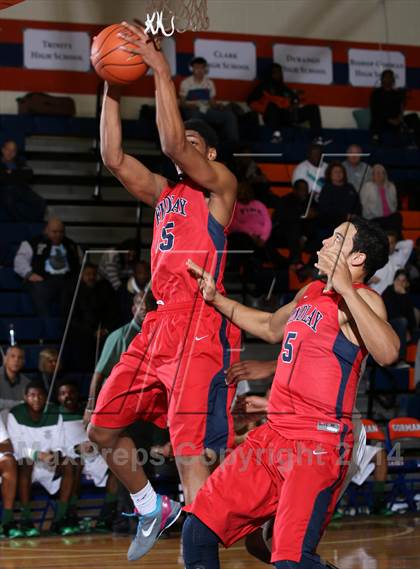 Thumbnail 3 in Findlay Prep vs. Montrose Christian (Tarkanian Classic) photogallery.