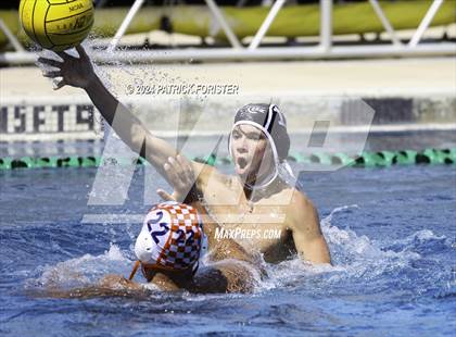 Thumbnail 1 in Brandeis vs. Clark photogallery.