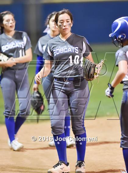 Thumbnail 3 in South San Antonio vs George West (South San Tournament) photogallery.