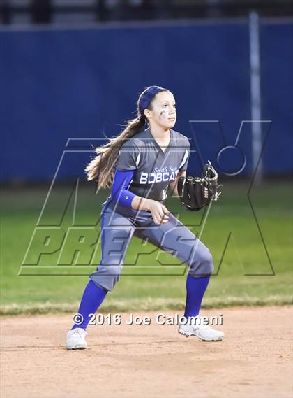 Thumbnail 1 in South San Antonio vs George West (South San Tournament) photogallery.