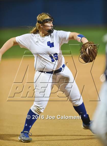 Thumbnail 3 in South San Antonio vs George West (South San Tournament) photogallery.