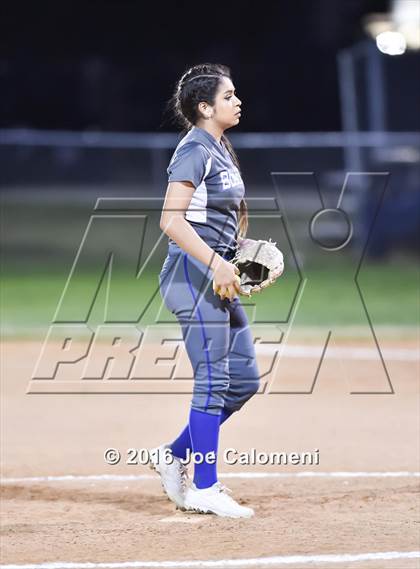 Thumbnail 1 in South San Antonio vs George West (South San Tournament) photogallery.