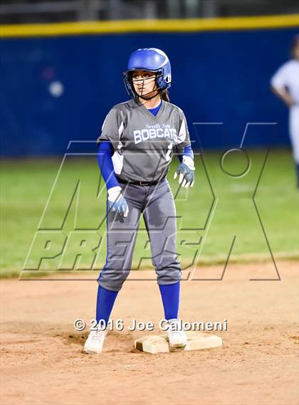 Thumbnail 1 in South San Antonio vs George West (South San Tournament) photogallery.