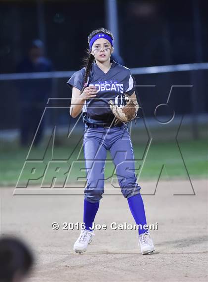 Thumbnail 3 in South San Antonio vs George West (South San Tournament) photogallery.