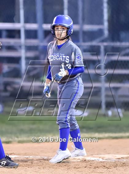 Thumbnail 1 in South San Antonio vs George West (South San Tournament) photogallery.