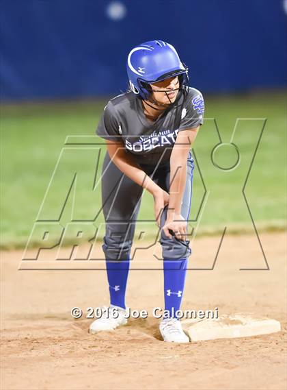 Thumbnail 3 in South San Antonio vs George West (South San Tournament) photogallery.