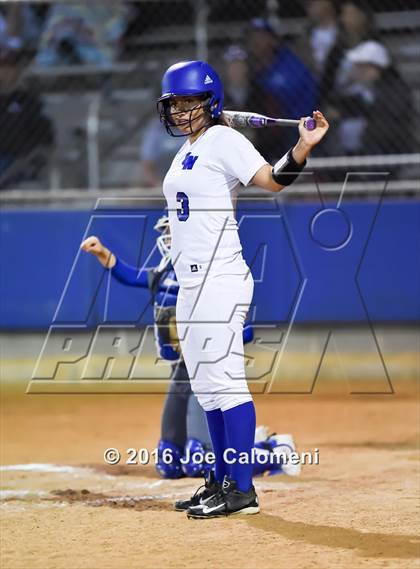 Thumbnail 3 in South San Antonio vs George West (South San Tournament) photogallery.