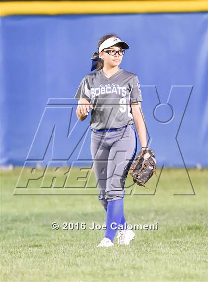 Thumbnail 1 in South San Antonio vs George West (South San Tournament) photogallery.