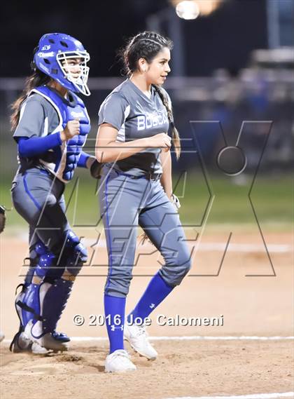 Thumbnail 1 in South San Antonio vs George West (South San Tournament) photogallery.