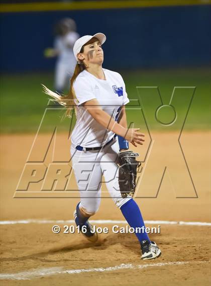 Thumbnail 1 in South San Antonio vs George West (South San Tournament) photogallery.