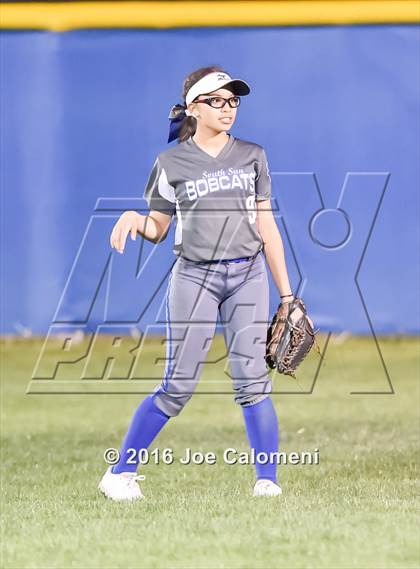 Thumbnail 3 in South San Antonio vs George West (South San Tournament) photogallery.