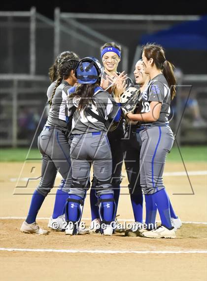 Thumbnail 3 in South San Antonio vs George West (South San Tournament) photogallery.