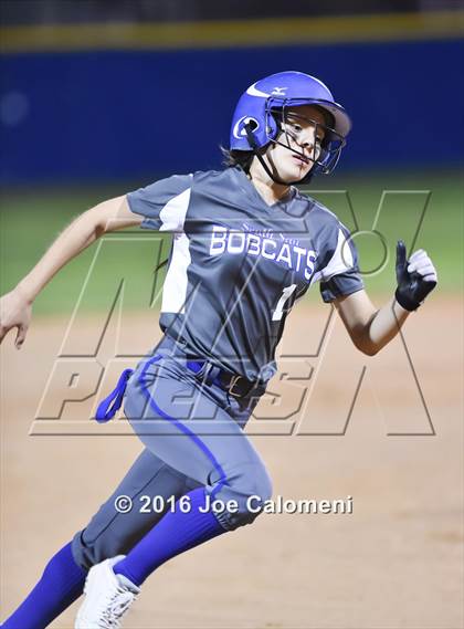 Thumbnail 2 in South San Antonio vs George West (South San Tournament) photogallery.
