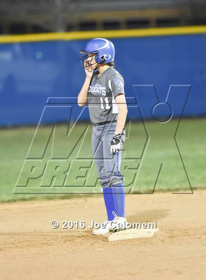 Thumbnail 1 in South San Antonio vs George West (South San Tournament) photogallery.